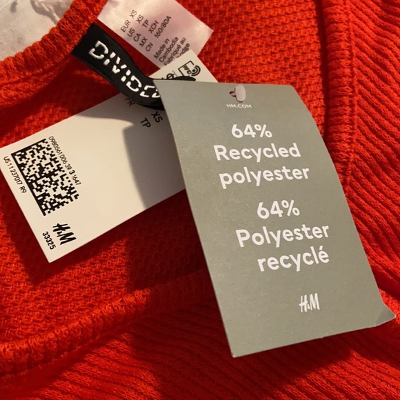 Orange button up sweater top, that is cropped - Picture 3 of 3